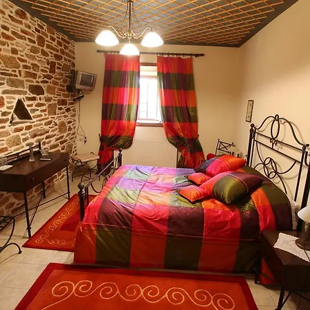Casa de hóspedes ζarkada