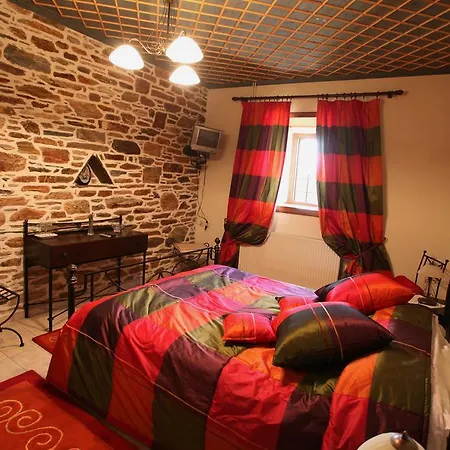ζarkada * Agios Georgios Nilias
