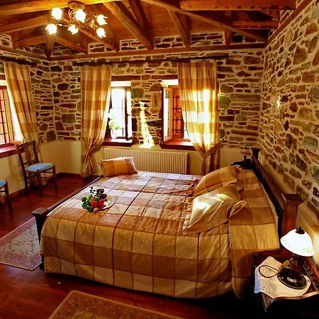 Casa de hóspedes ζarkada *