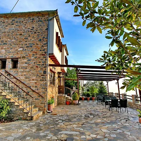 ζarkada Casa de hóspedes